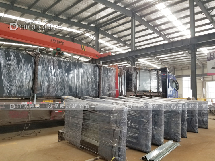 第二批新疆公交候車亭發貨圖二