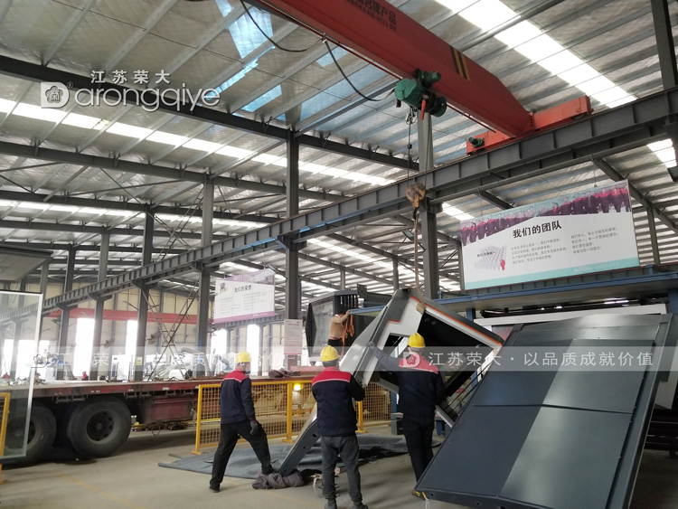 廣東智能公交候車亭發(fā)貨圖三