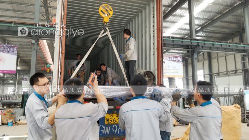 榮大候車亭走出國門,供應法國候車亭產品案例