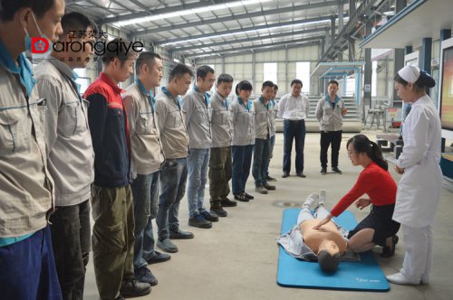 我司成功開(kāi)展現(xiàn)場(chǎng)急救培訓(xùn)與健康知識(shí)講座