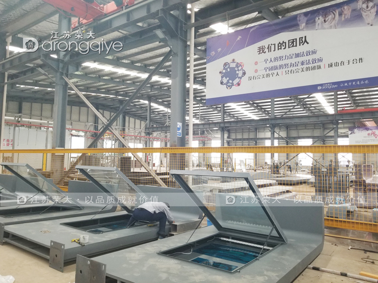 云南不銹鋼公交候車亭發(fā)貨圖一